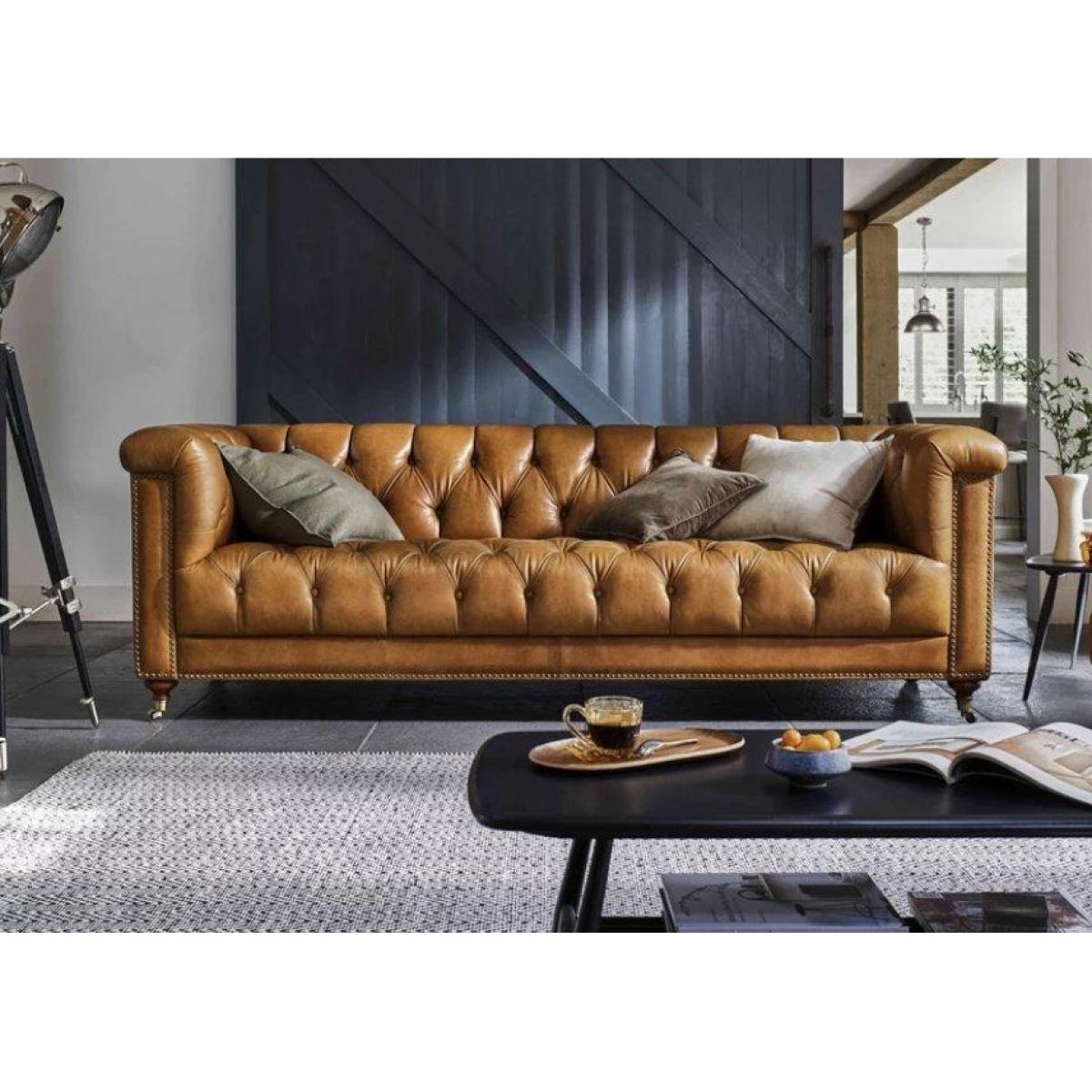 Wallace 4 Seater Leather Chesterfield Sofa with USB-C – image 3