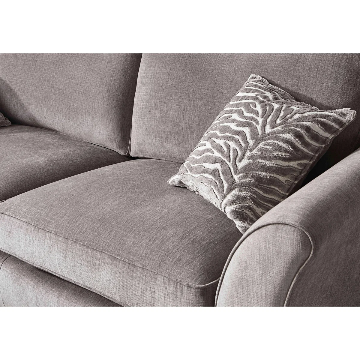 Sasha 4 Seater Classic Back Sofa – image 3