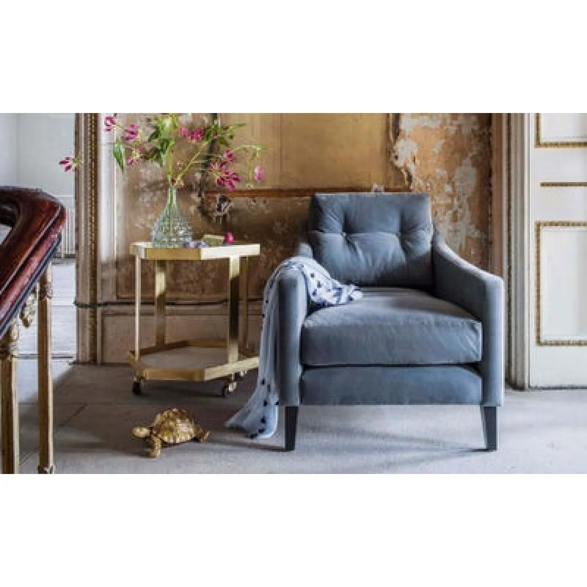 Deep Dream 2.5 Seater Sofa - Chalk Bouclé – image 3