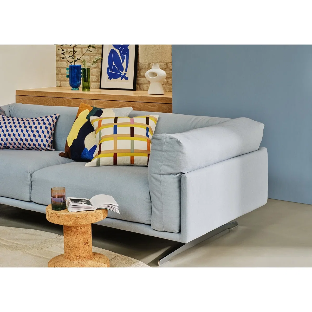 Heal's Novara 3 Seater Sofa Smart Cotton Linen Indigo Black Feet – image 4