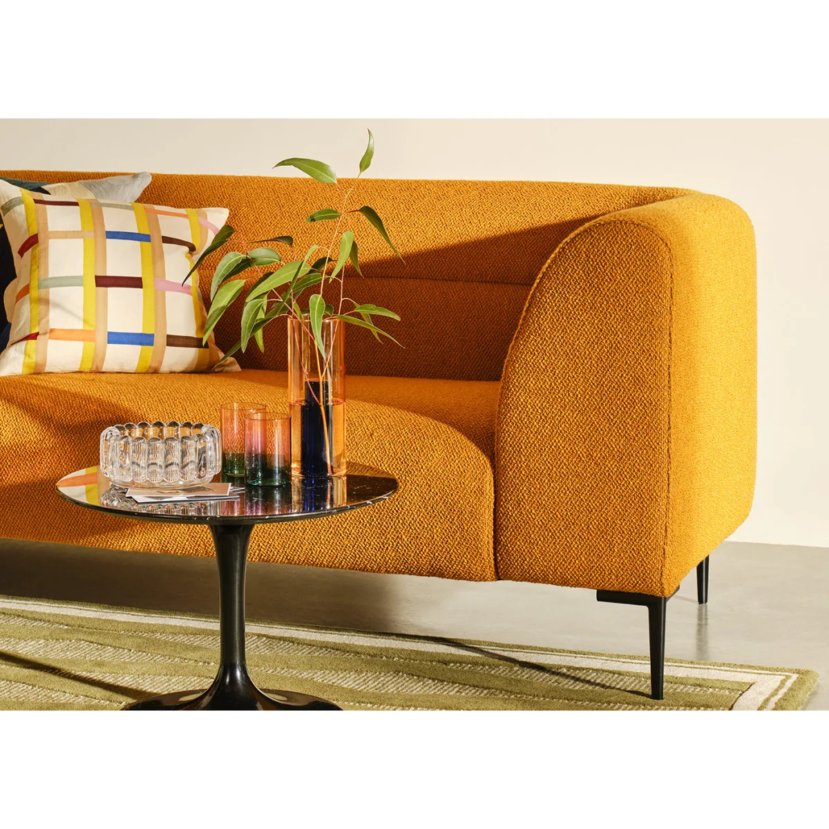 Heal's Lilli Up 3 Seater Sofa Capelo Linen-Cotton Rosedale Black Feet – image 3