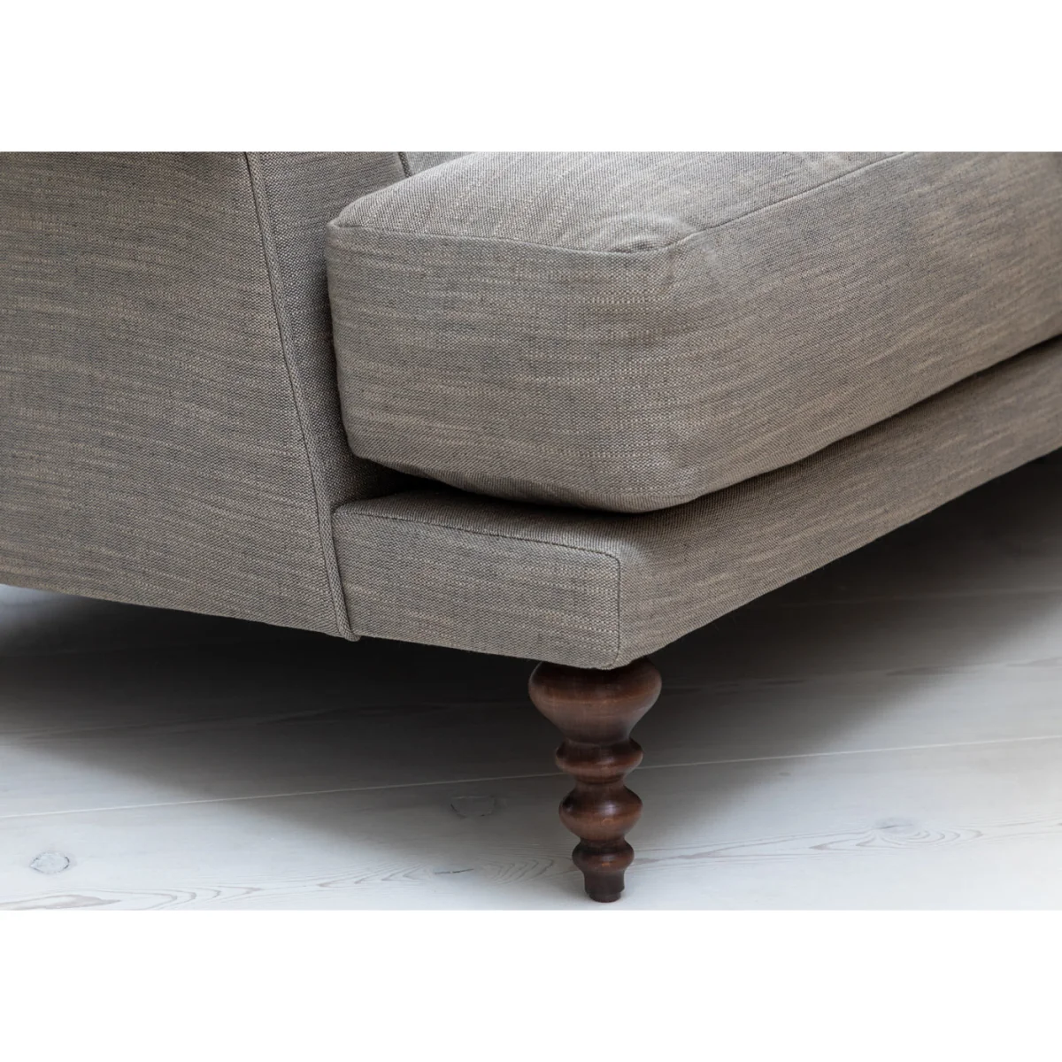 Scp Oscar 3 Seater Sofa Formal Smart Luxe Velvet Peridot Walnut Stained Feet – image 4