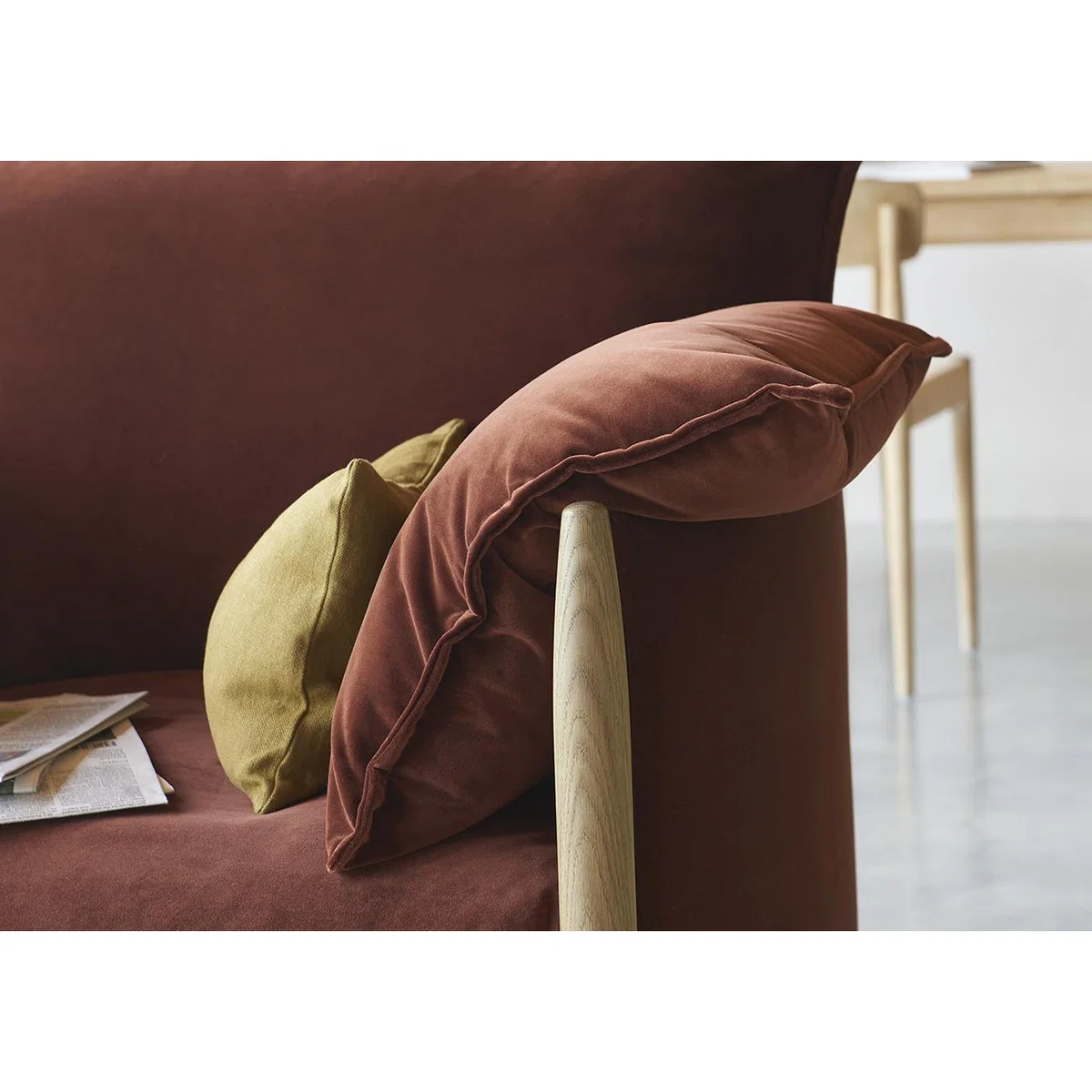 Shindig Sofa – image 8