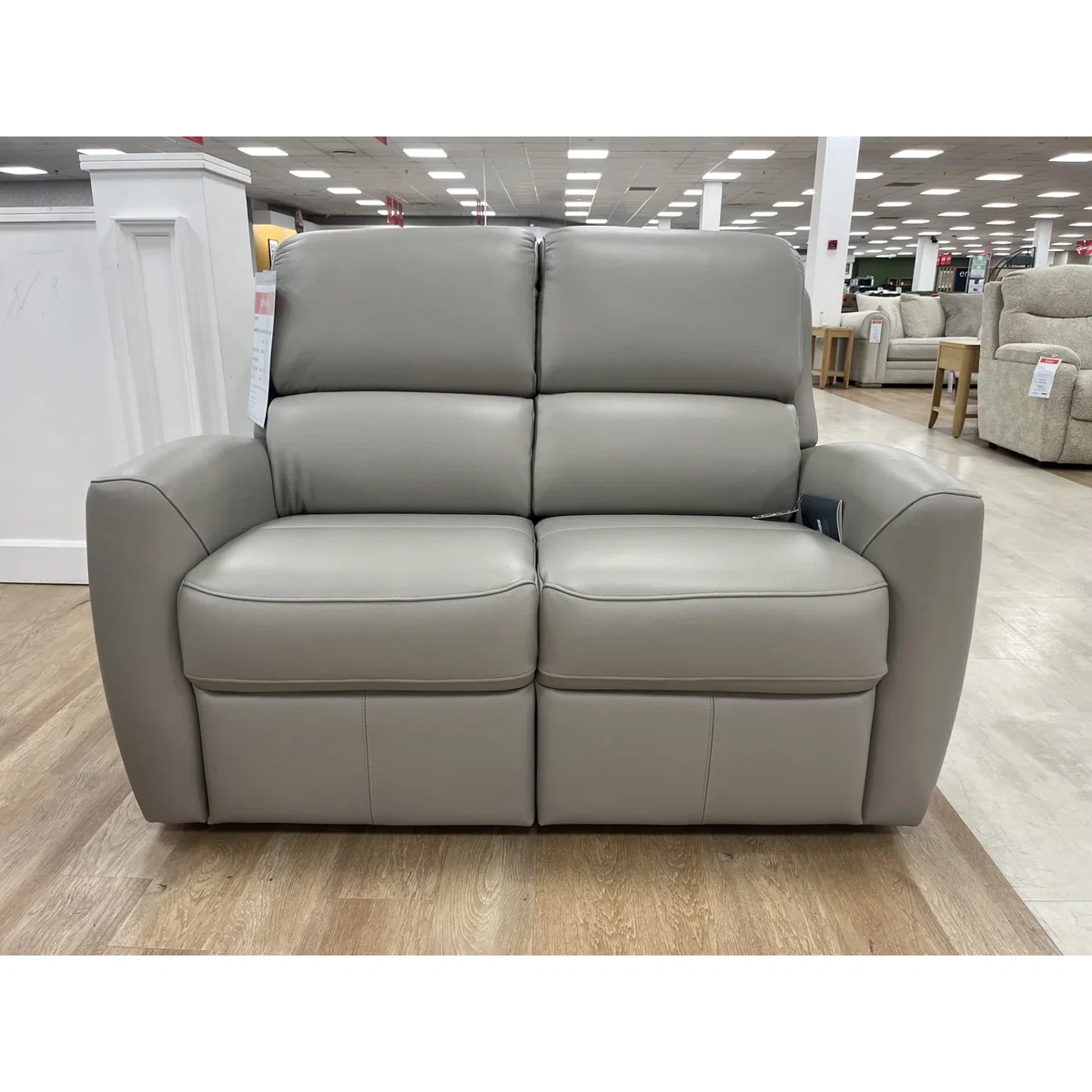 G Plan Hamilton 2 Seater Sofa in Dreams Cygnet Leather – image 4