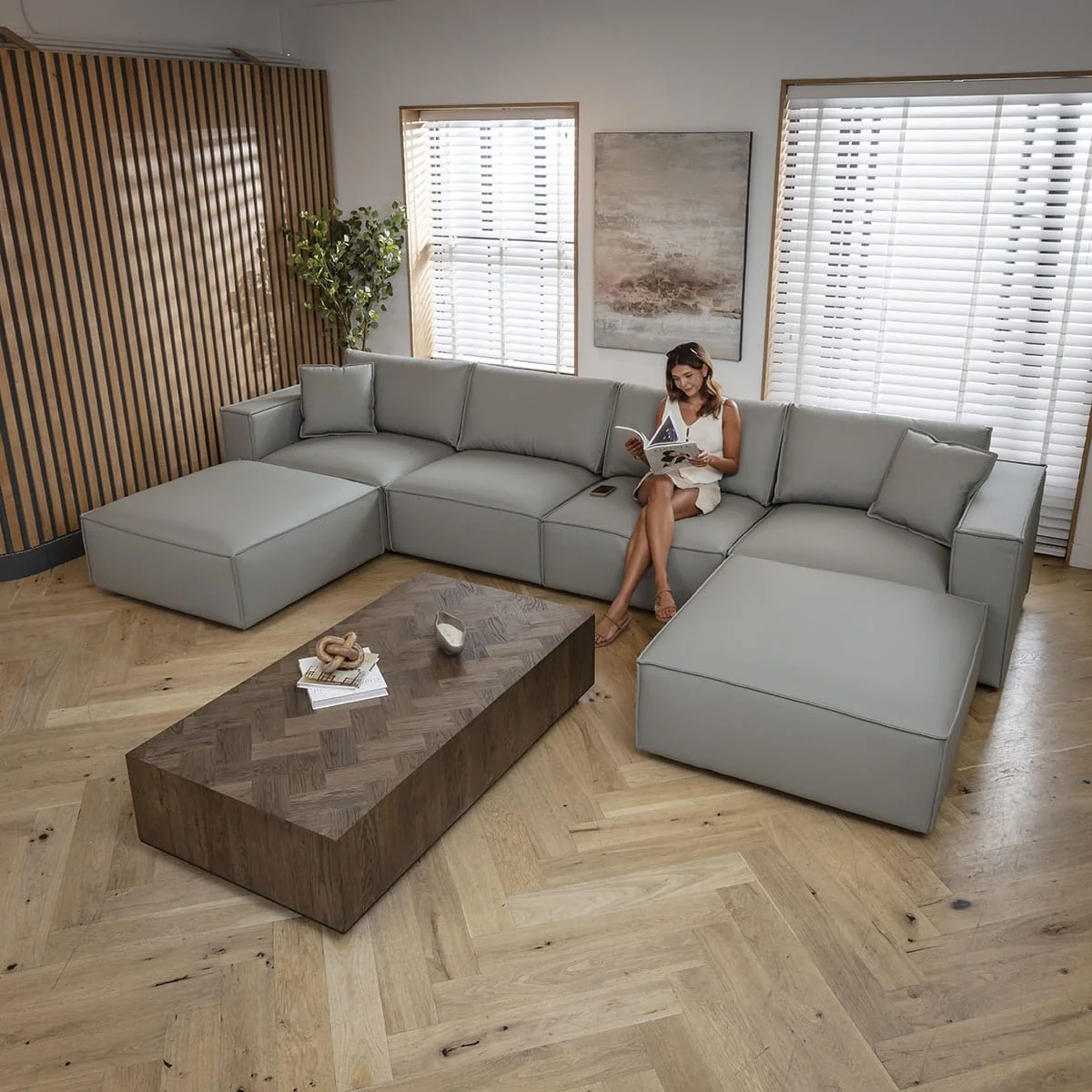 4 Seater Modern Grey Leather Modular Sofa Settee 398x196cm – image 1