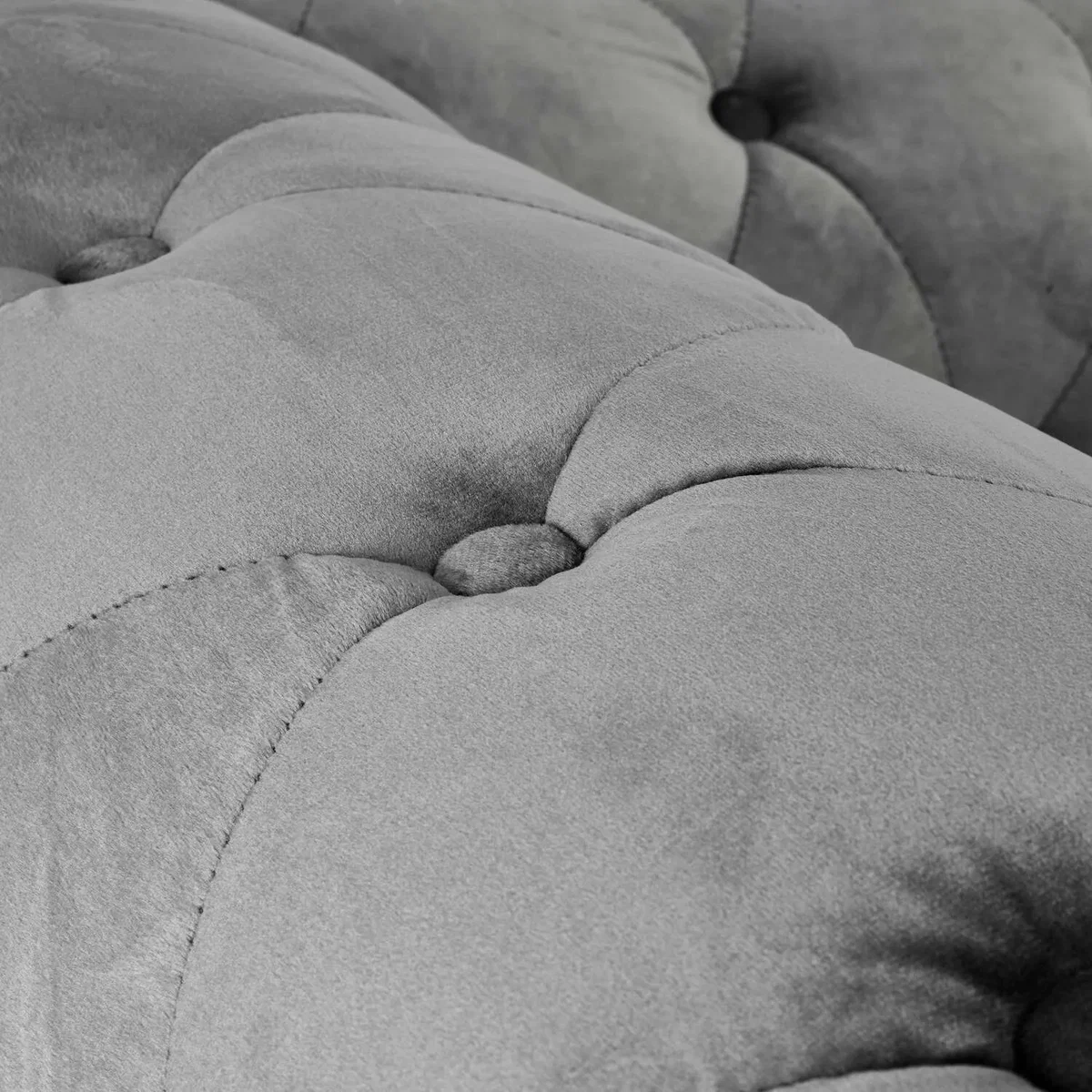 Chesterfield 2 and 3 Seater Sofa Suite – image 2