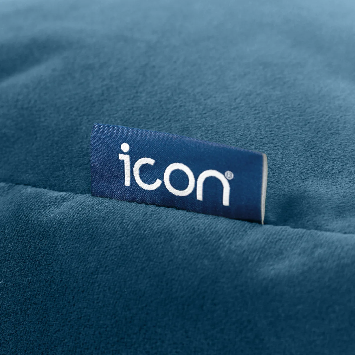 icon Kota Matt Velvet Sofa, Ink Navy - Navy – image 9