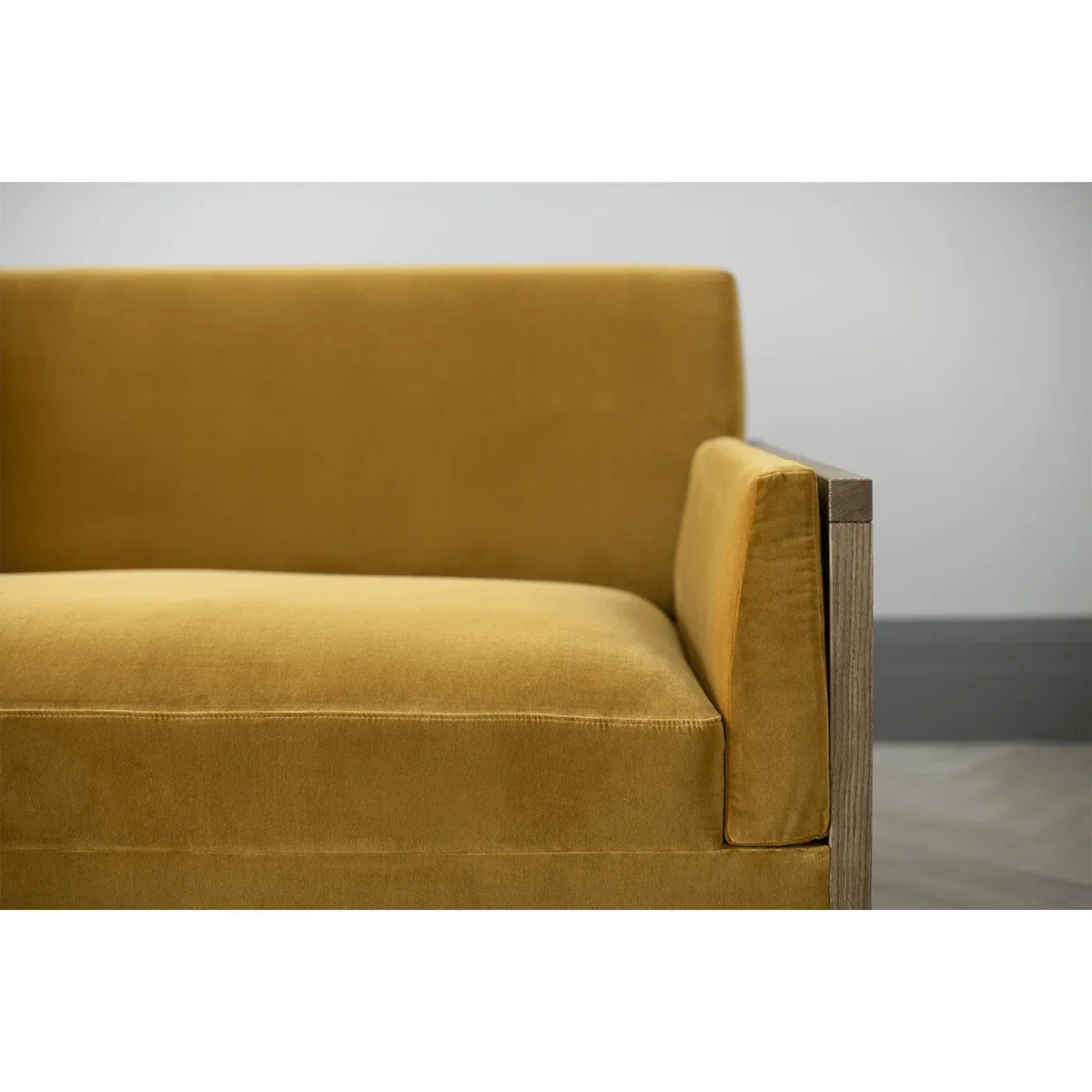 Chester 2.5 Seat Sofa in Malbec Cotton Matt Velvet – image 4