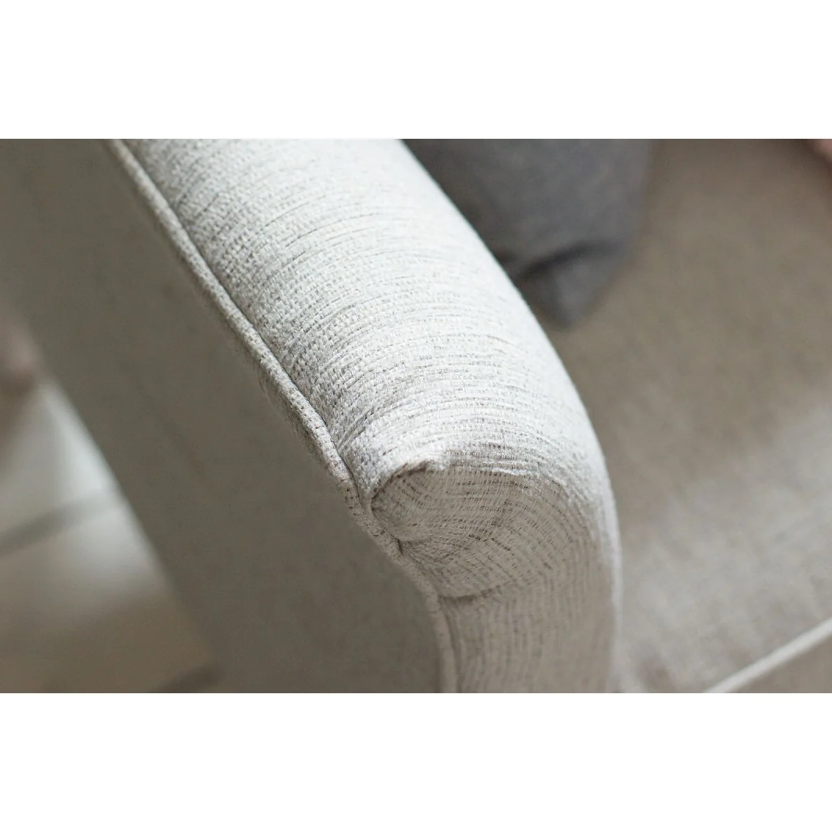 Fingal 2.5 Seat Sofa in Damson Smart Velvet – image 4