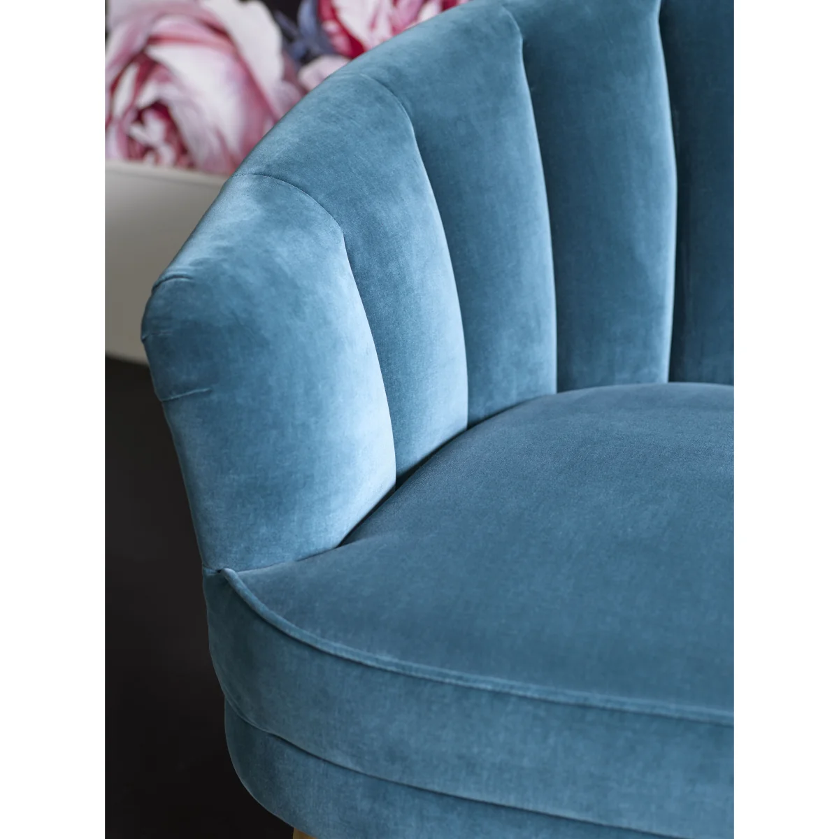 Harper 2.5 Seat Sofa in Liquorice Baylee Multi-Tone Viscose Linen – image 5