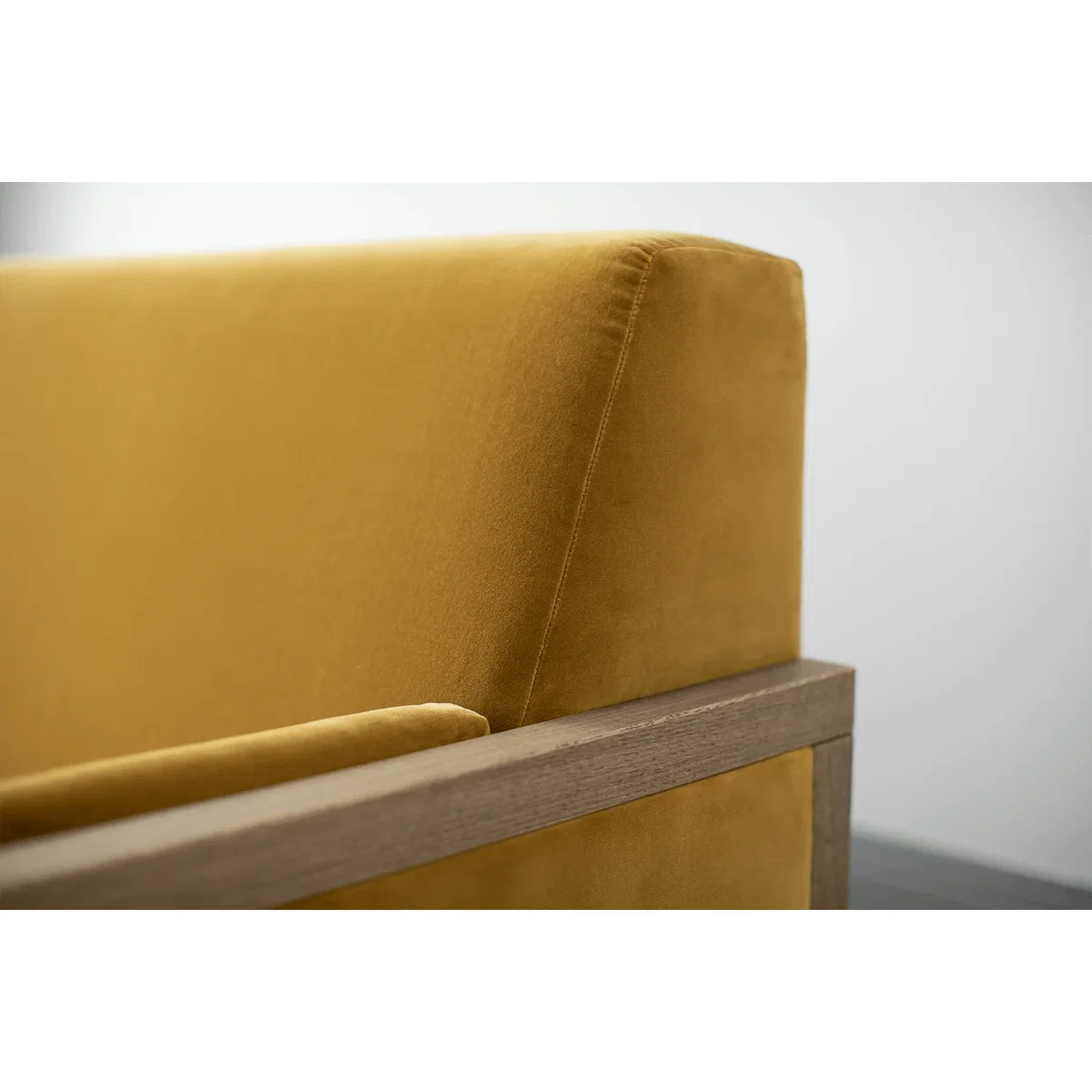 Chester 2.5 Seat Sofa in Jasmine Silky Jacquard Weave – image 5