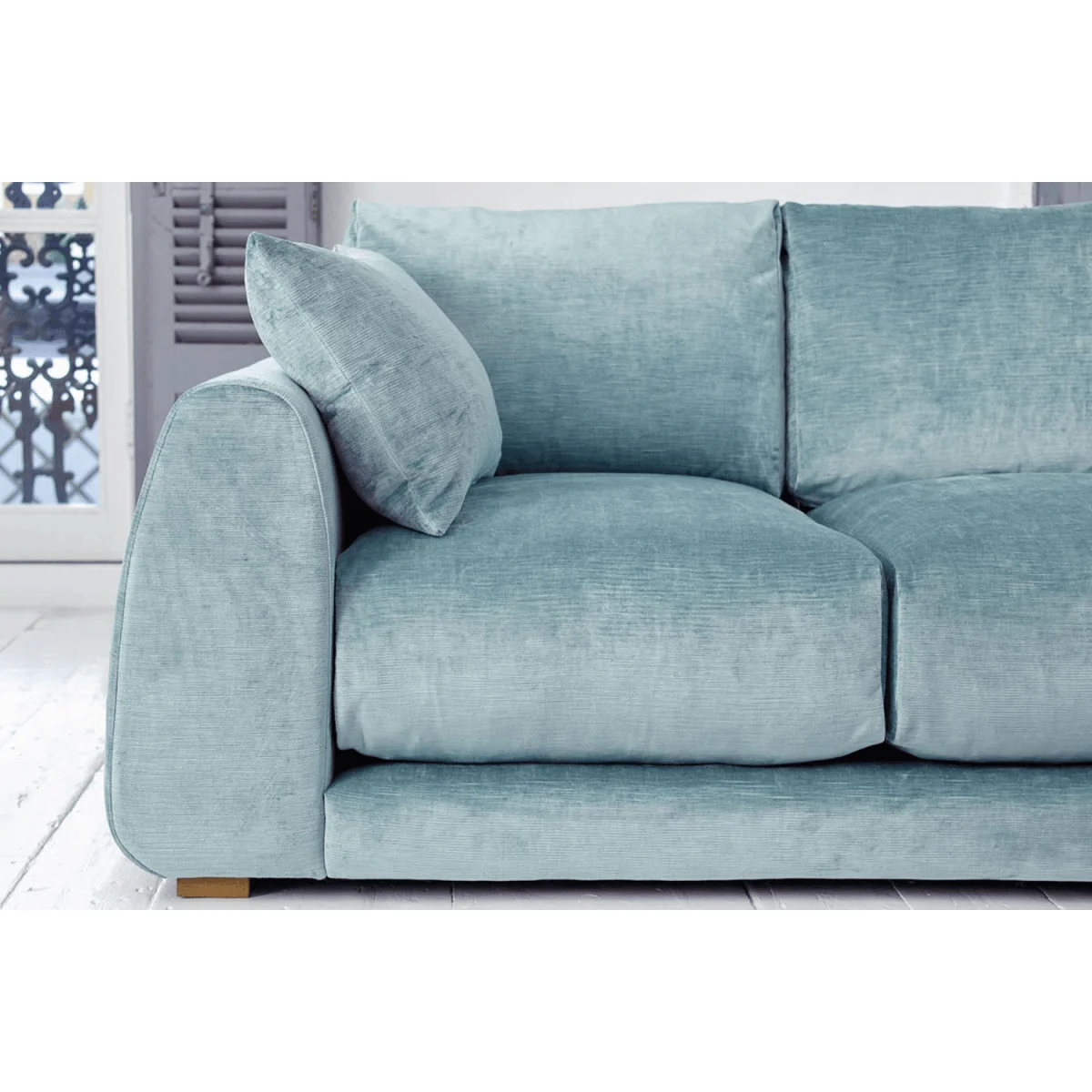 Carmel 2.5 Seat Sofa in Moroccan Spice Smart Velvet - sofa.com – image 3