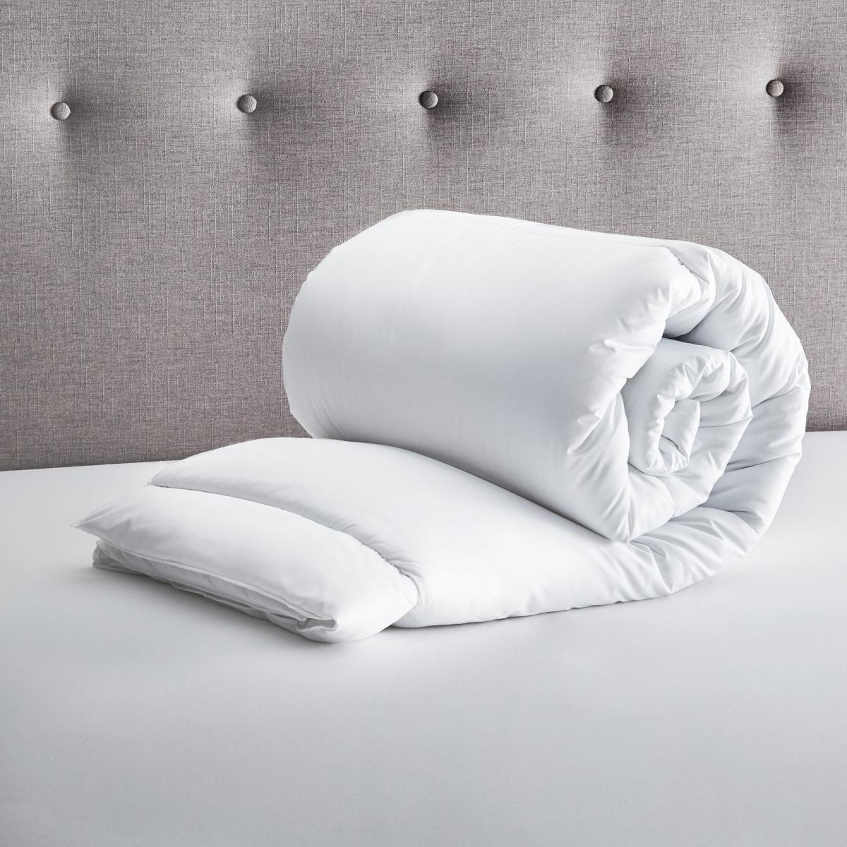 Fogarty Anti Allergy 13.5 Tog Duvet White – image 2