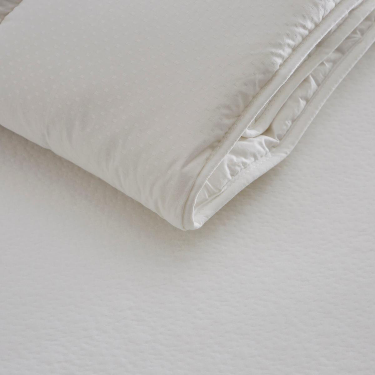 Fogarty Soft Indulgence 10.5 Tog Duvet White – image 2