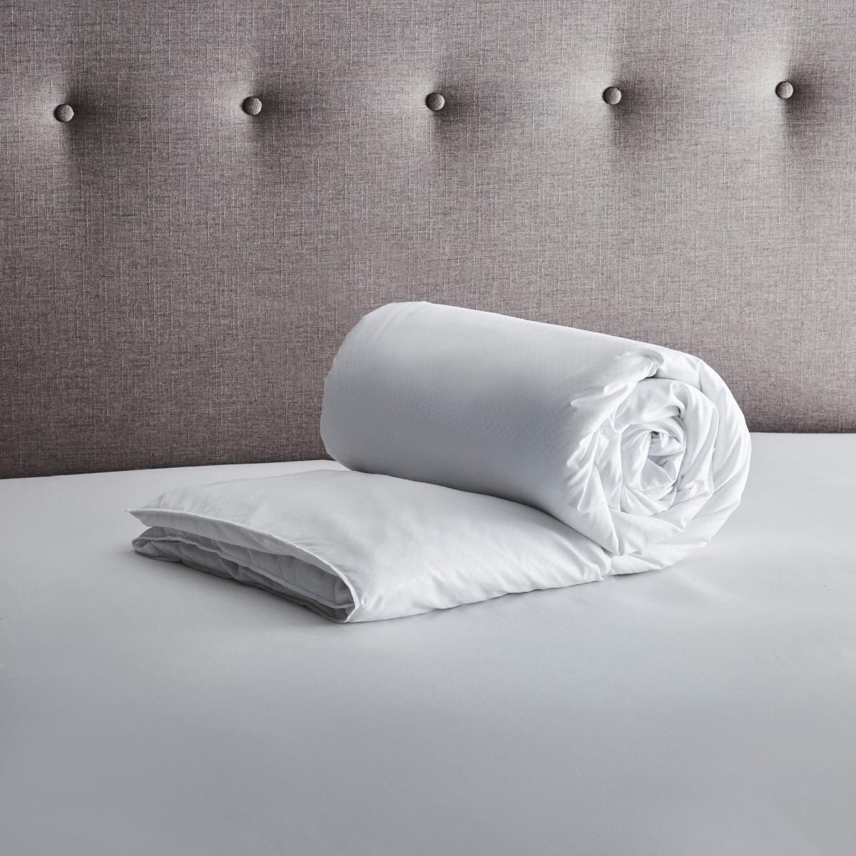 Fogarty Soft Touch 7.5 Tog Duvet White – image 3