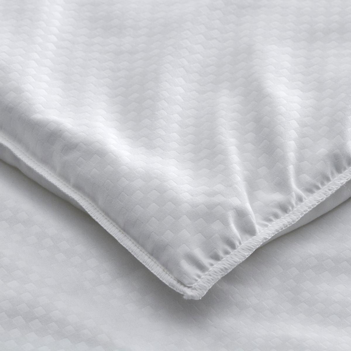 Fogarty Soft Touch 7.5 Tog Duvet White – image 4