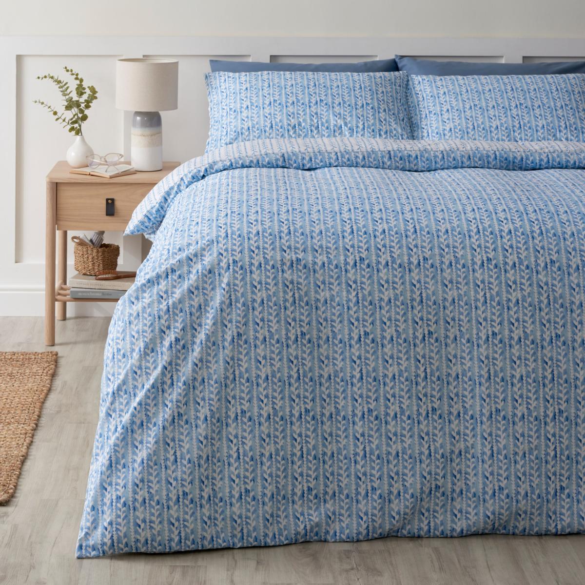 Super Soft Hatty Blue Microfibre Duvet Cover and Pillowcase Set Blue – image 2
