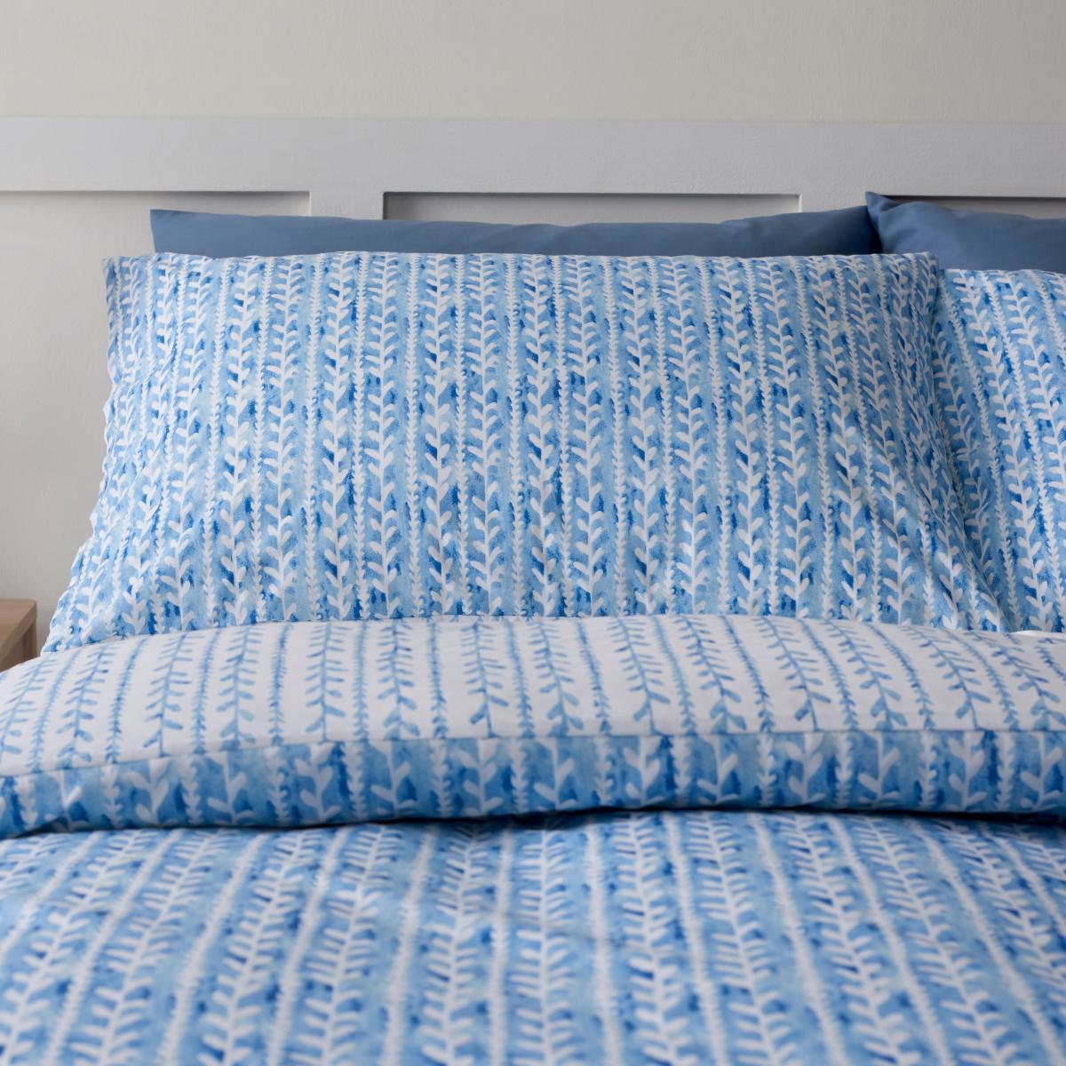 Super Soft Hatty Blue Microfibre Duvet Cover and Pillowcase Set Blue – image 4