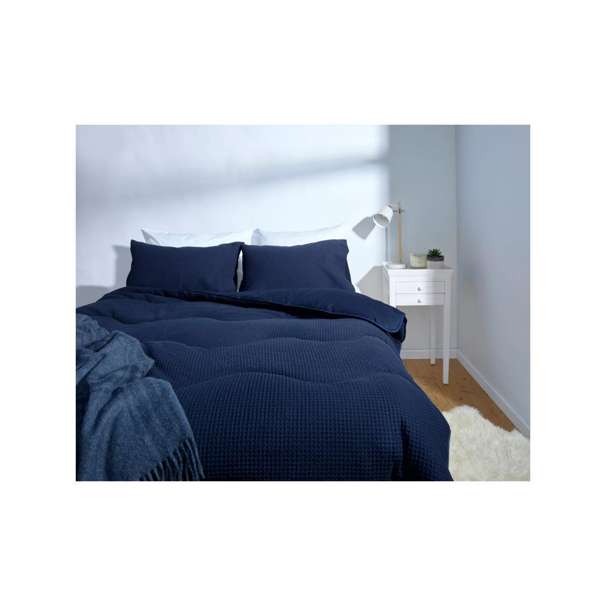 The Fine Bedding Company Night Owl Waffle Coverless Duvet, 10.5 Tog – image 3
