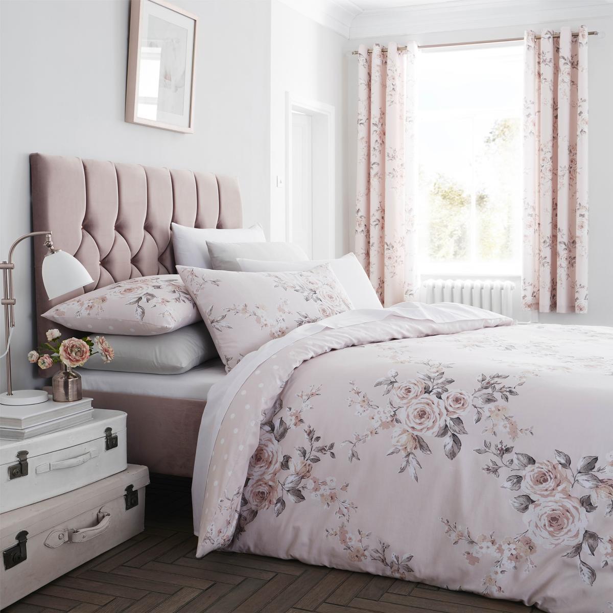 Canterbury Easy Care Duvet Set – image 4