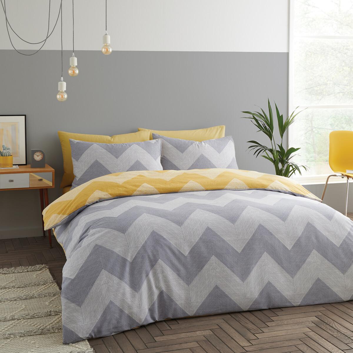 Chevron Geo Two Pack Easy Care Duvet Sets – image 3