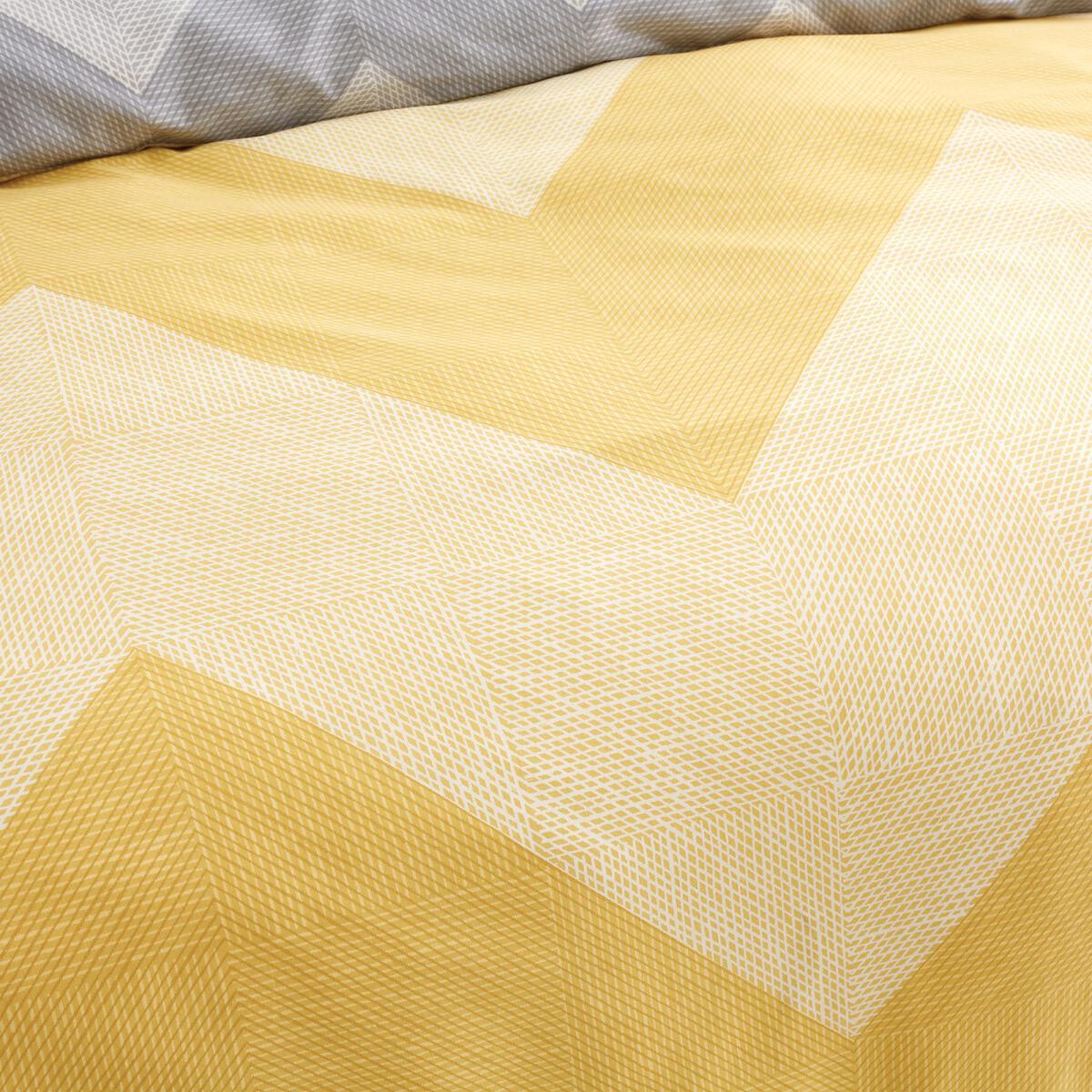 Chevron Geo Two Pack Easy Care Duvet Sets – image 4