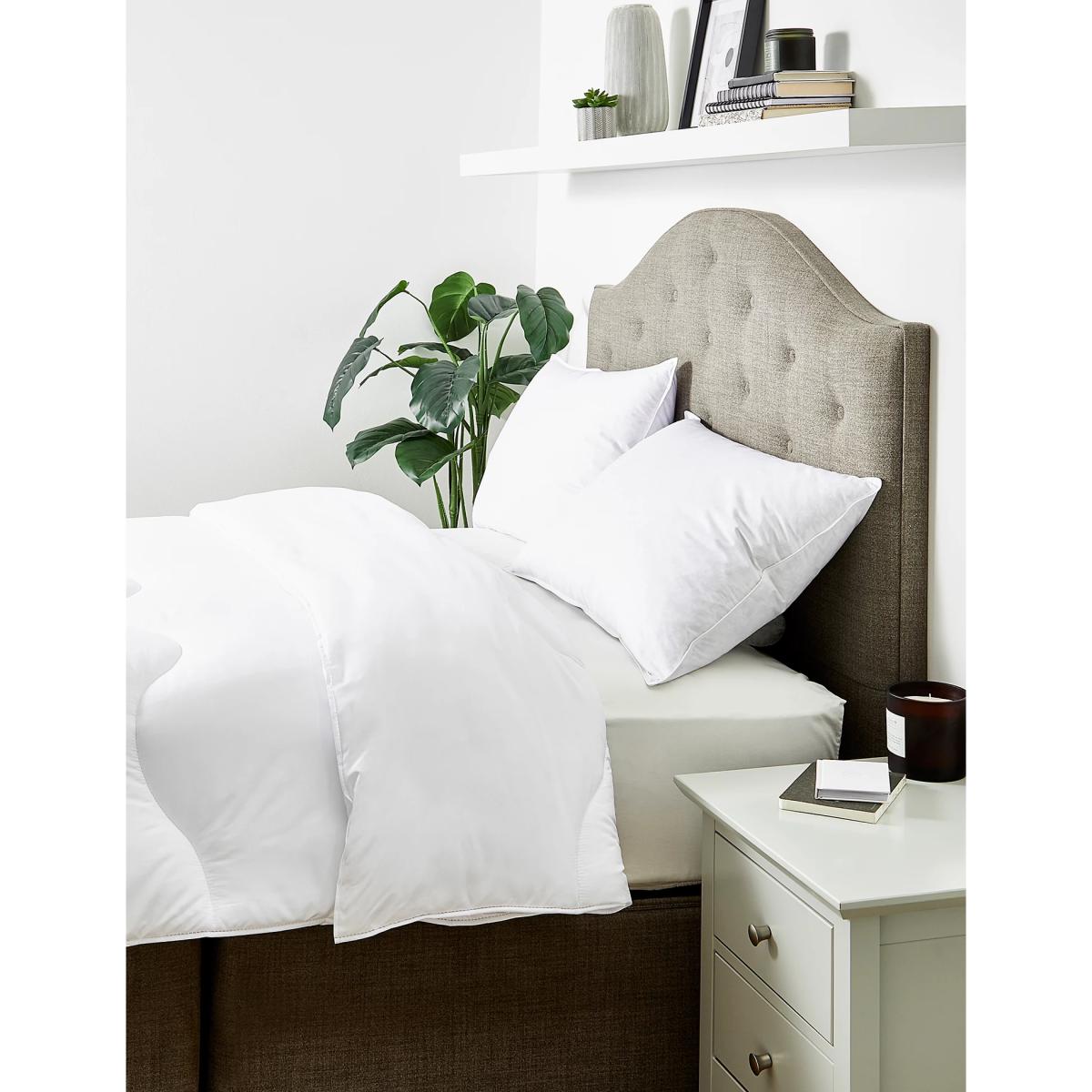 M&S Anti Allergy 10.5 Tog Duvet - 6FT - White, White – image 2