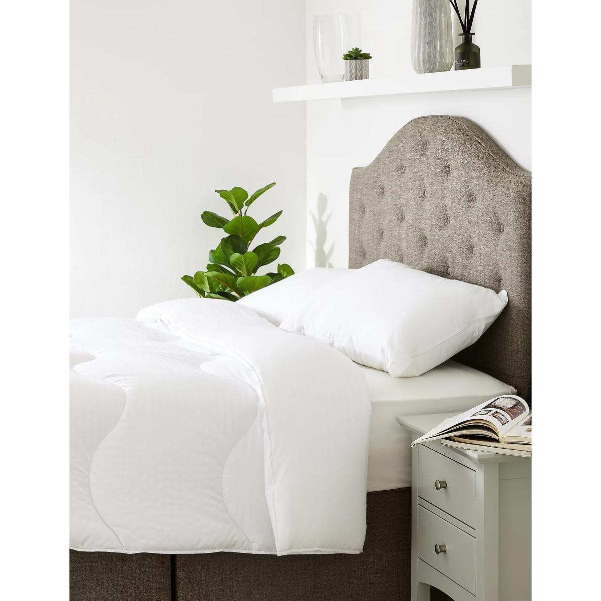 M&S Supremely Washable 10.5 Tog Duvet - 5FT - White, White – image 3