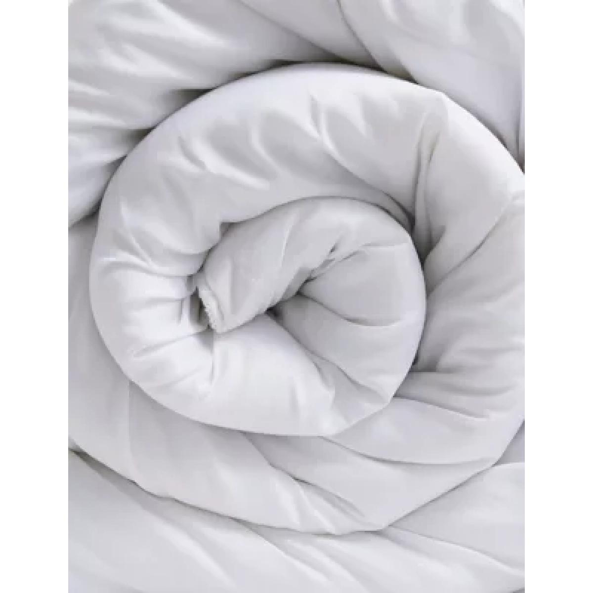 M&S Microfibre 10.5 Tog Duvet - 5FT - White, White – image 1