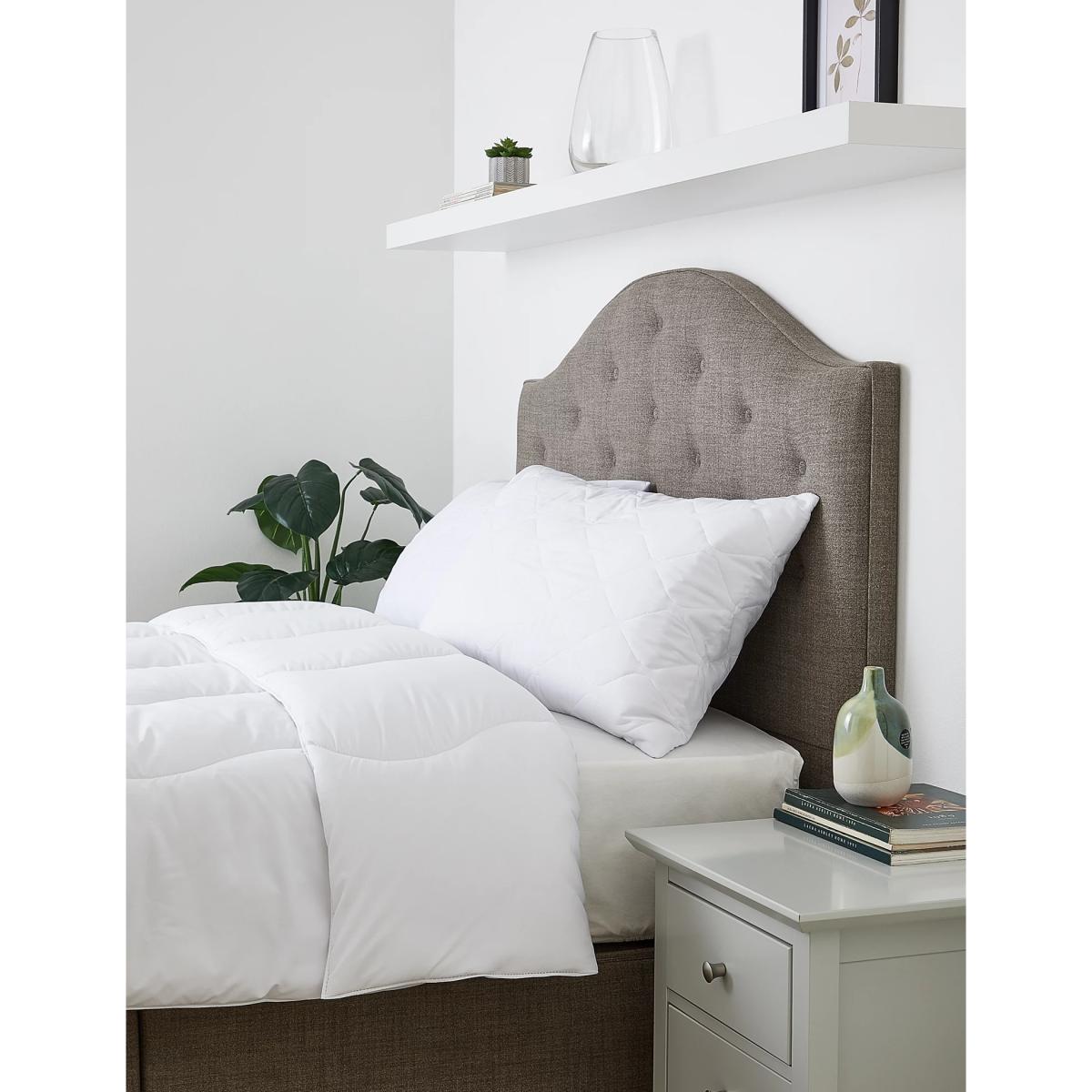 M&S Fresh & Cool 13.5 Tog Duvet - SGL - White, White – image 3