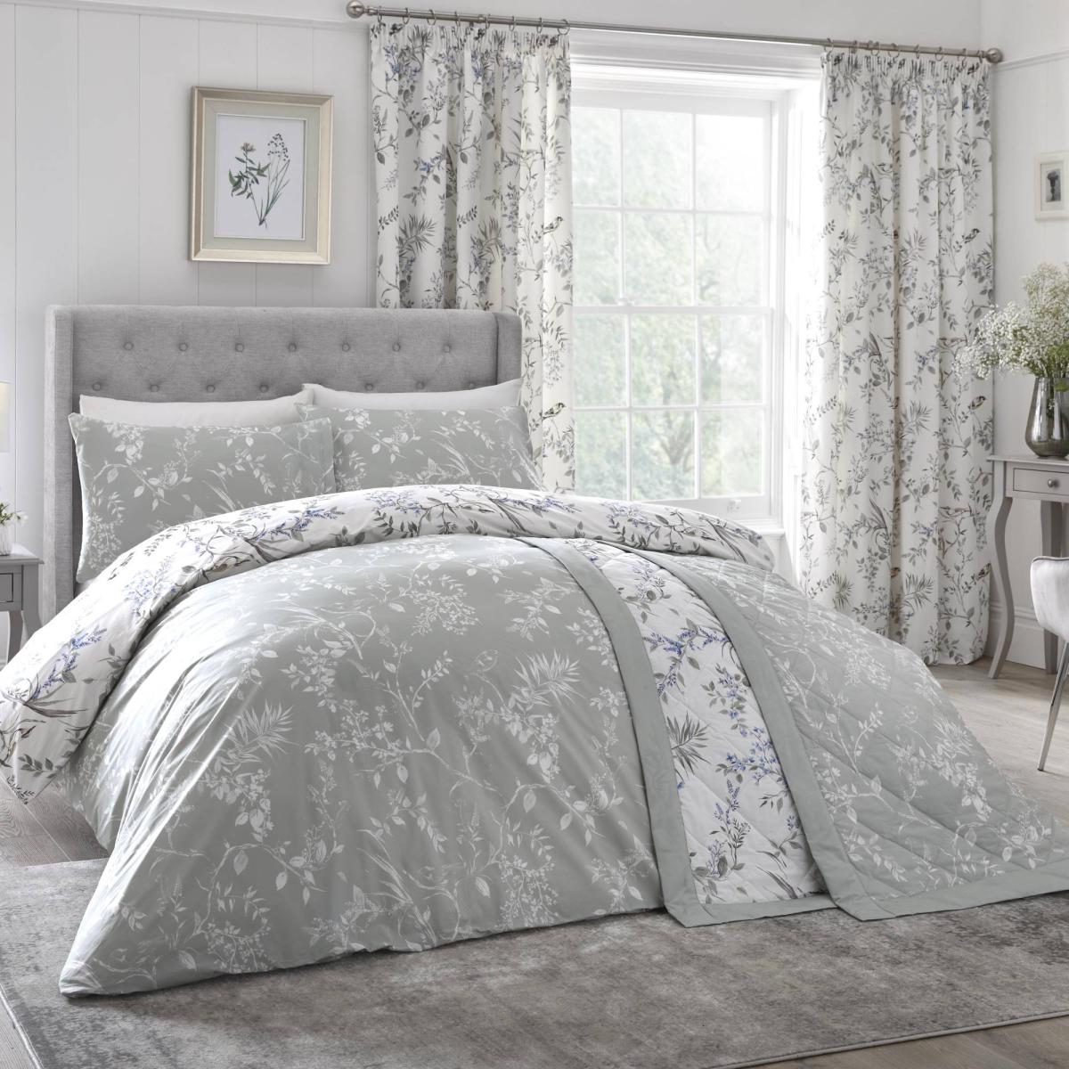 Dreams & Drapes Nora Blossom Green Duvet Set – image 2