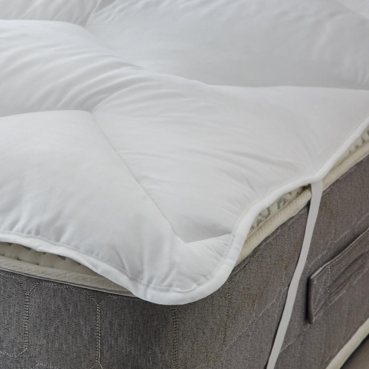 Hotel Down Touch Mattress Topper White – image 2