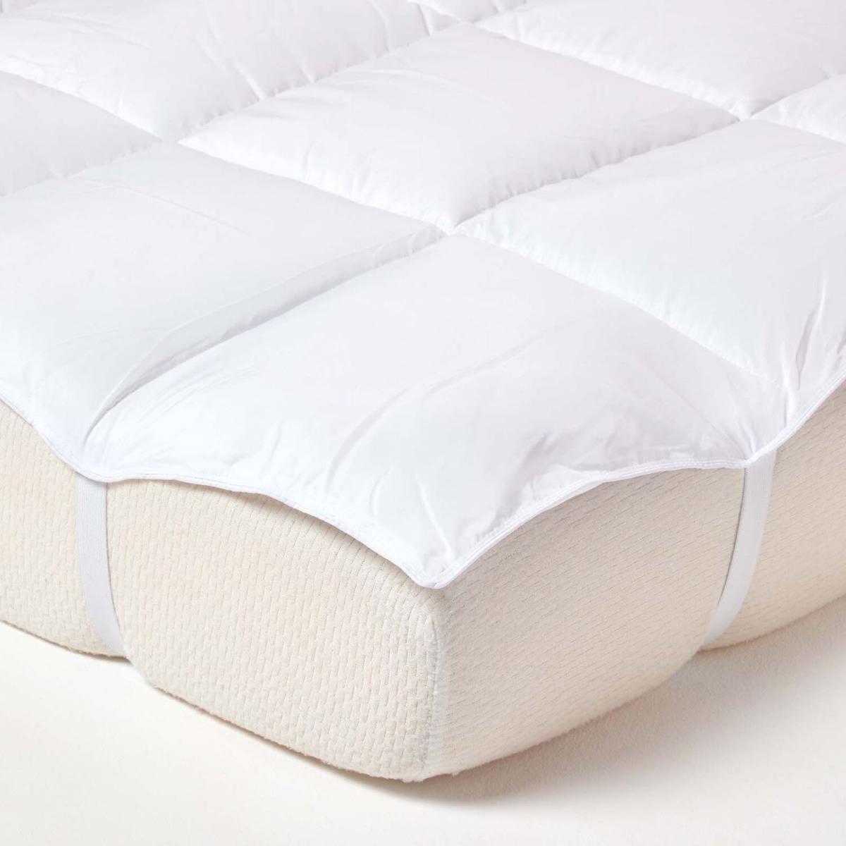 Super Microfibre Mattress Topper - White / Single – image 1