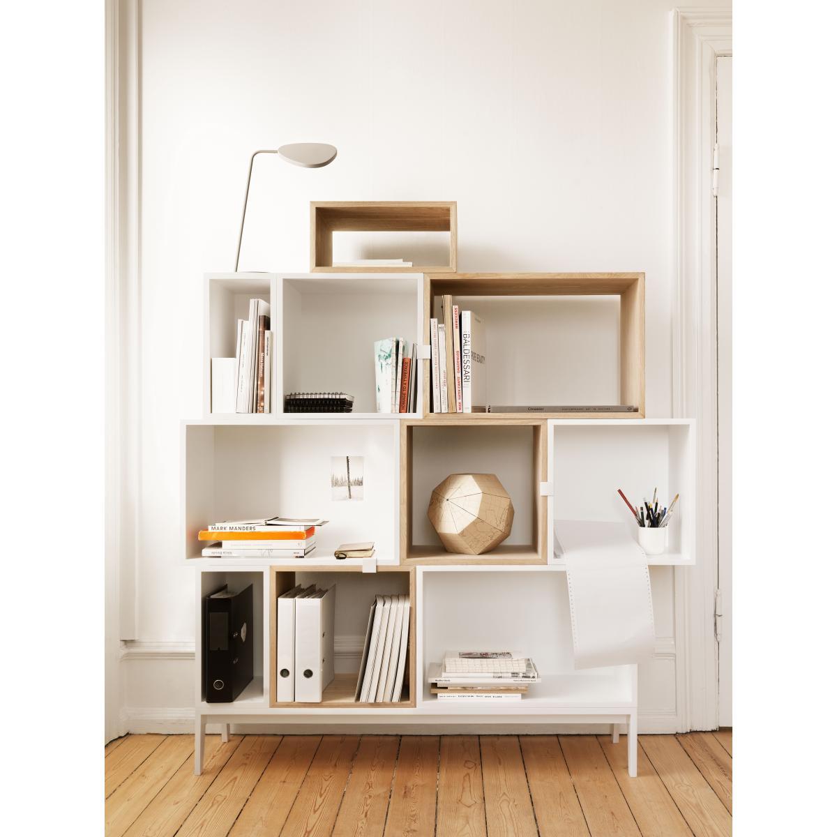 Stacked 2.0 Shelf - / Medium carré 43x43 cm / Avec fond by Muuto White – image 5