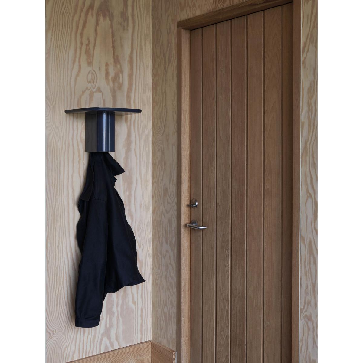 Korpus Small Shelf - / 1 hook - L 35 x D 29 x H 21.5 cm / Aluminium by Hay Beige – image 2