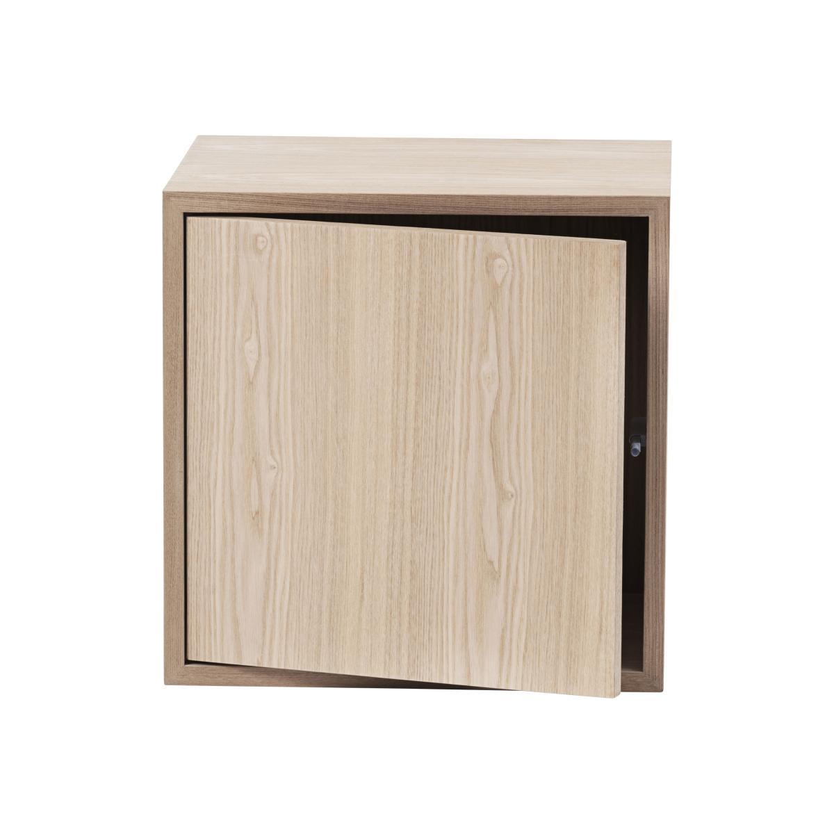Stacked 2.0 Shelf - / Medium carré 43x43 cm / Avec porte by Muuto Natural wood – image 1