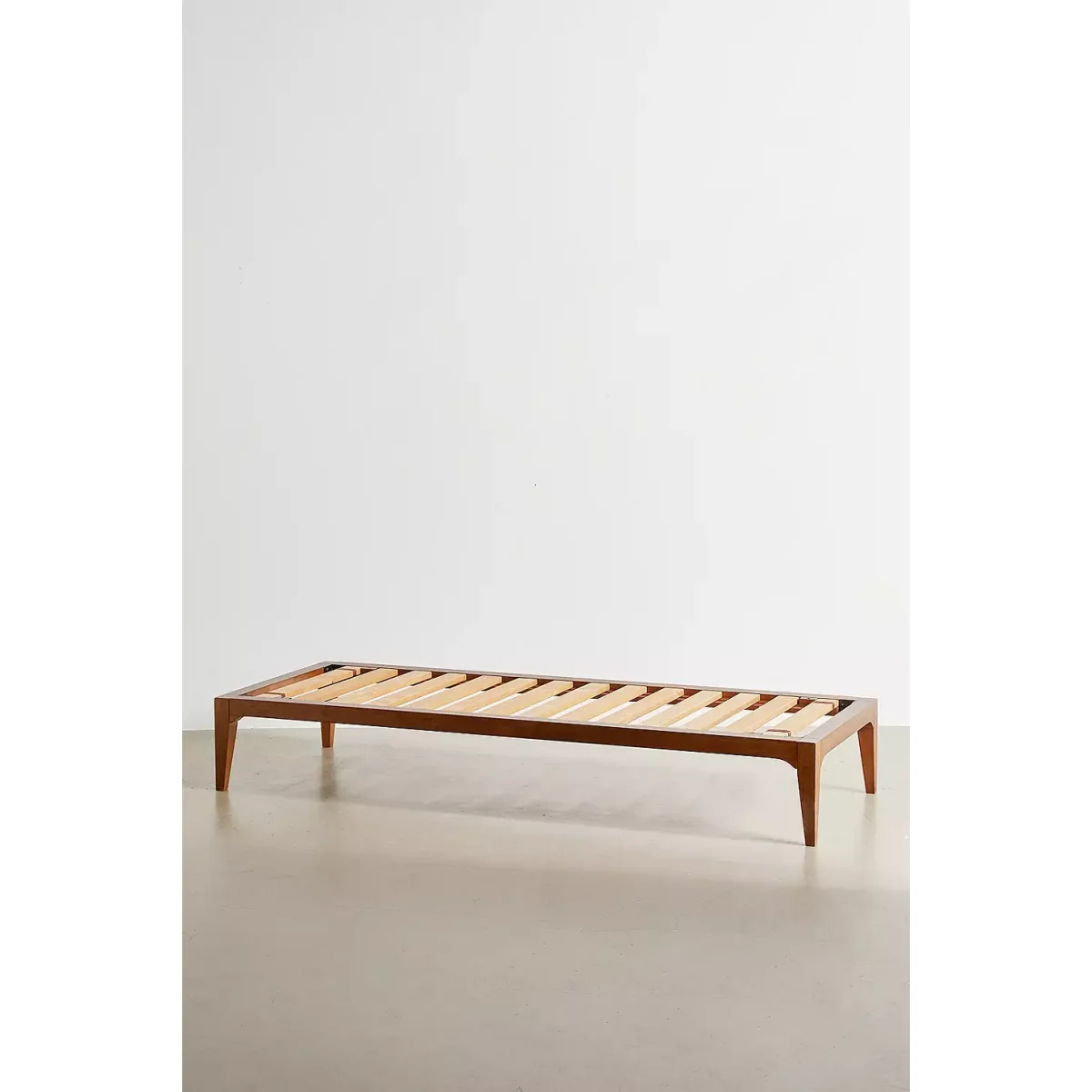 Hopper Daybed - Brown ALL at Urban Outfitters – image 3
