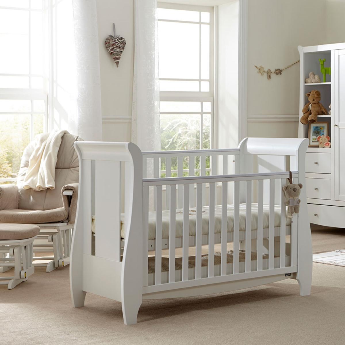Tutti Bambini Katie Cot Bed 2 Piece Nursery Set in White – image 3
