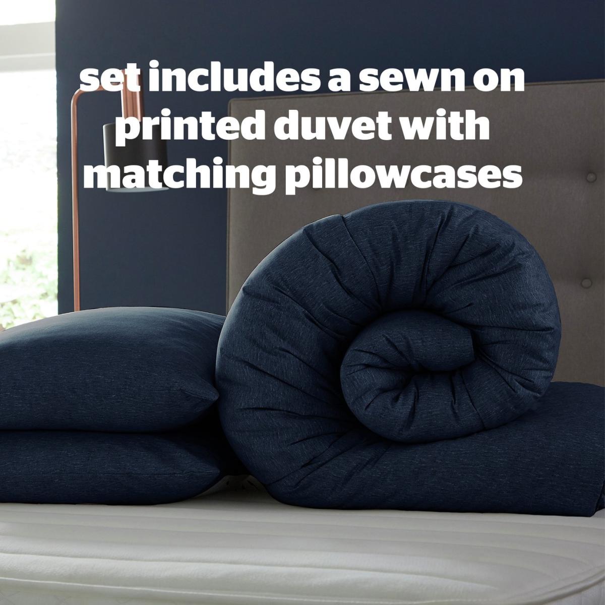 Silentnight Coverless 10.5Tog Navy Duvet &Pillowcase- Single – image 3