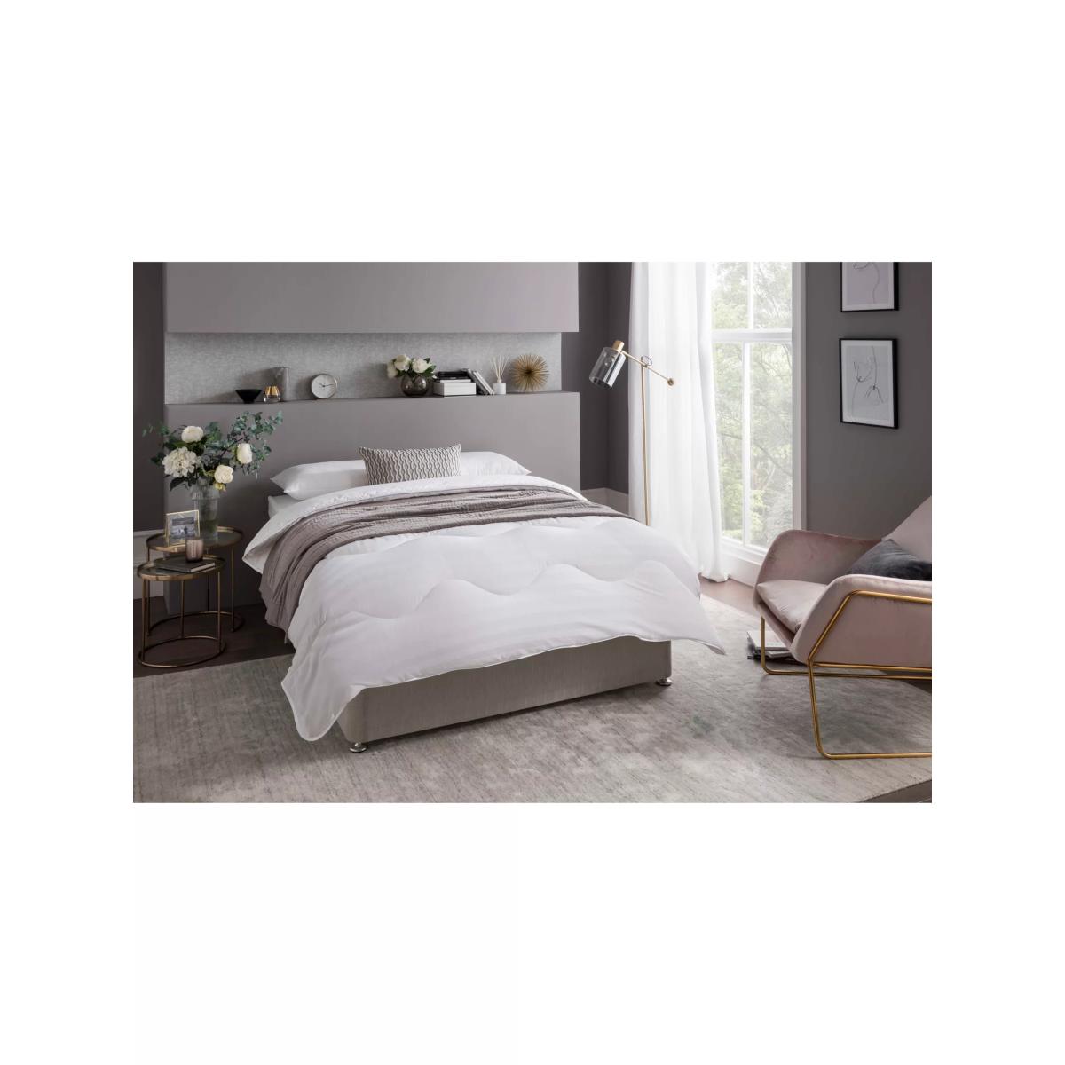 The Fine Bedding Company Boutique Silk Duvet, 13.5 Tog – image 4