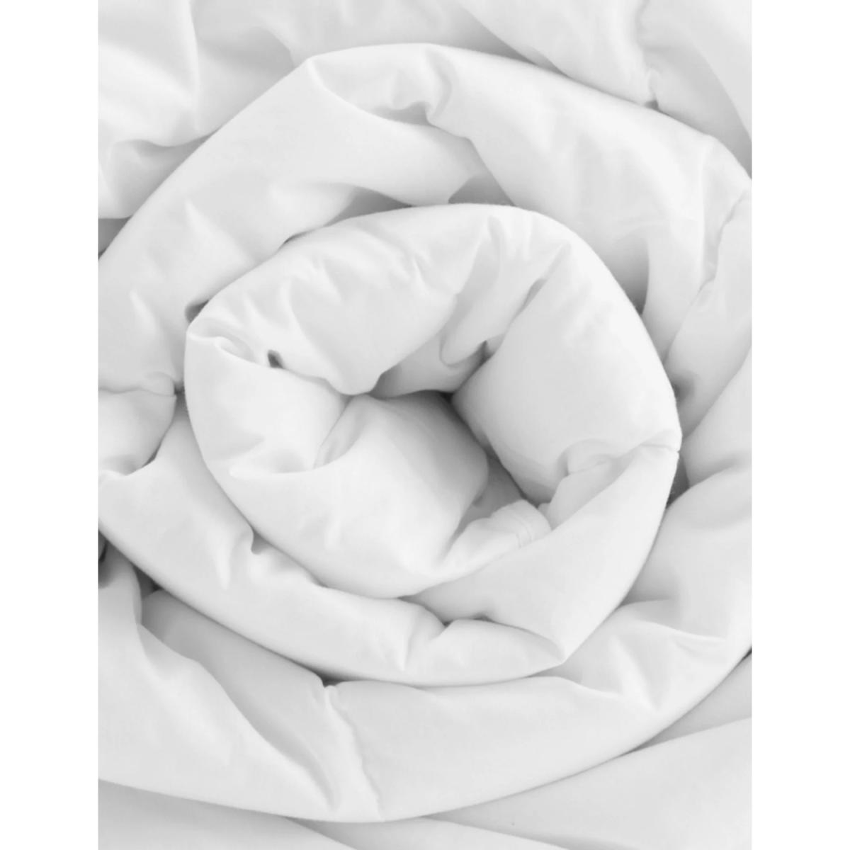 M&S Comfortably Cool 6 Tog Duvet - SGL - White, White – image 3