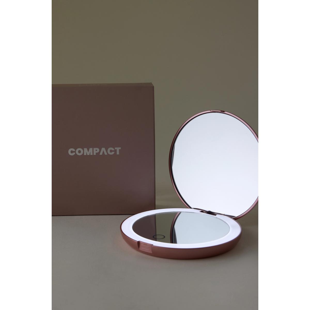 Luna London Compact Light-Up Mirror – image 2