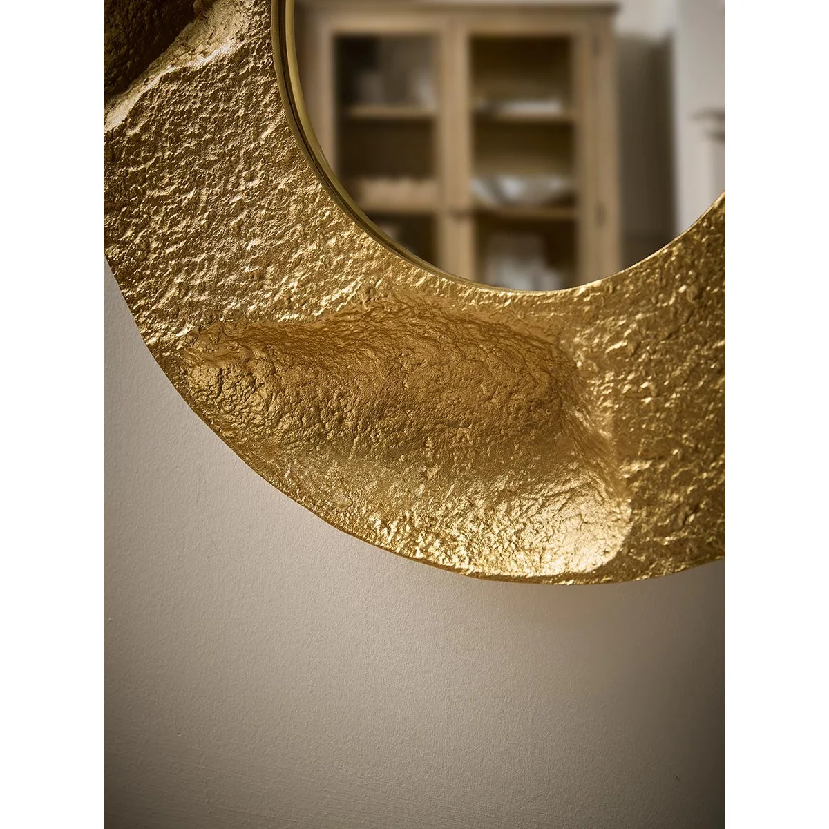 Round Textured Brass Mirror – image 3