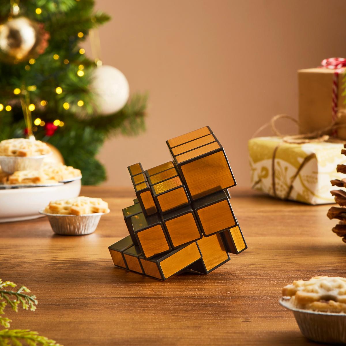 Mirror Cube – image 2