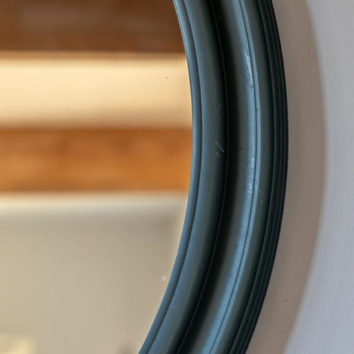 Cedar and Sage Meadow Round Wall Mirror – image 3