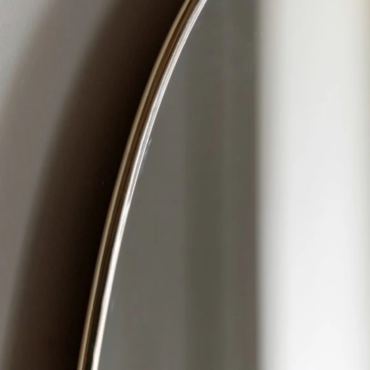 Cedar and Sage Metro Pebble Wall Mirror – image 2