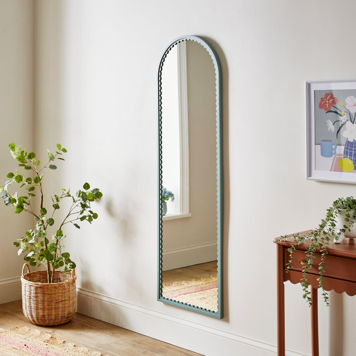 Remi Arched Scalloped Full Length Leaner Mirror – image 1