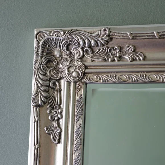 Cedar and Sage Augusta Leaner Mirror – image 3