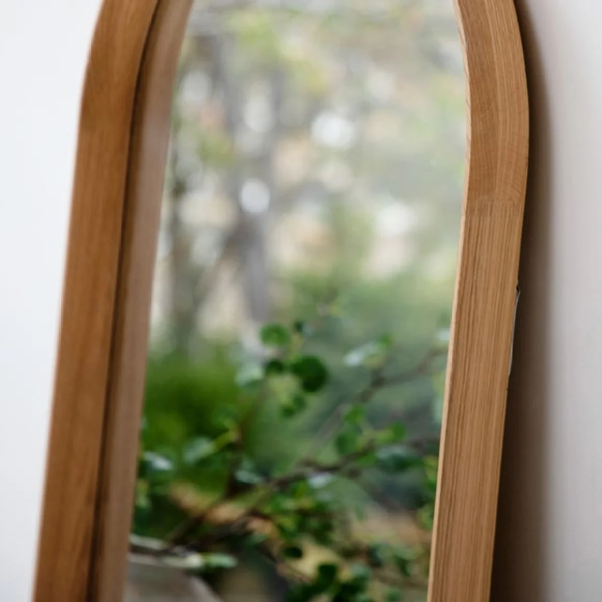 Cedar and Sage Skandia Arch Leaner Mirror – image 3