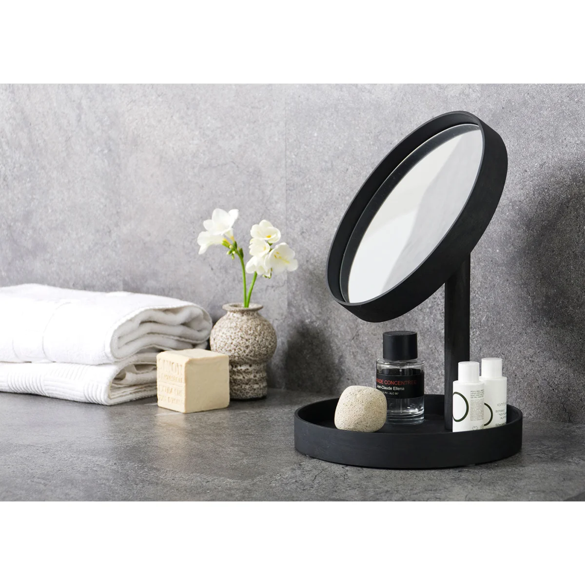 Wireworks Look Magnify Mirror Dark Oak – image 3